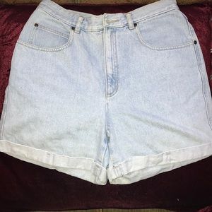 Liz Claiborne jean shorts 🩳